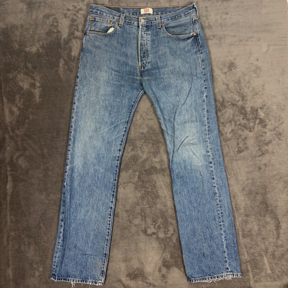 Vintage Levis Jeans Mens 35 Blue 501 Original Fit Button Fly Straight Leg Denim